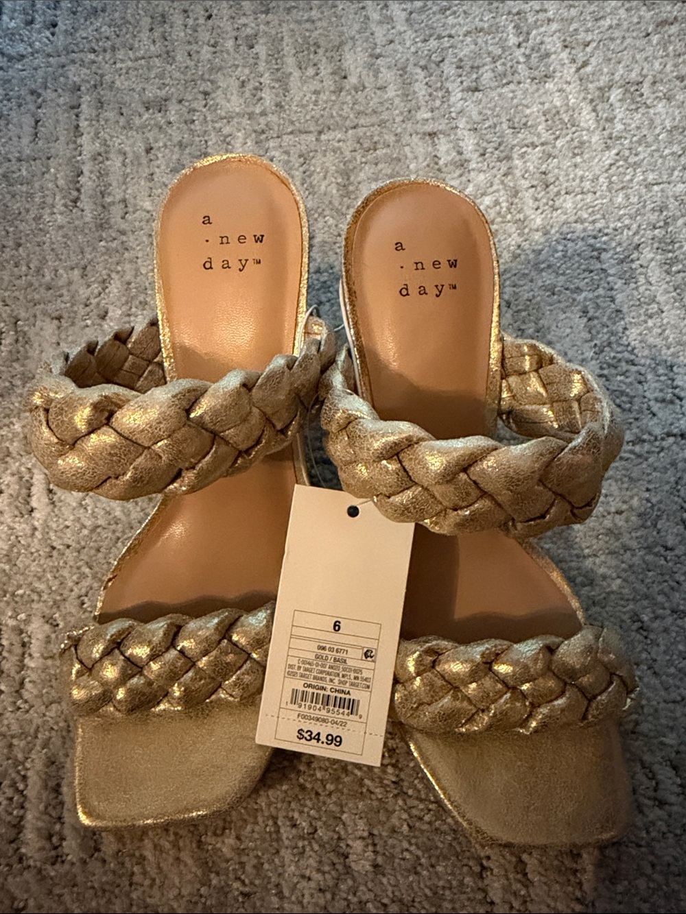 BRAND NEW HEELS. It’s a day Gold Braided Double-Strap Mule Heels. Size: 6!